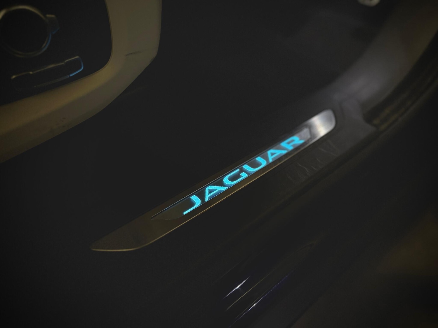 Used Jaguar F-Pace 2023 for sale - 76433121: Photo 53