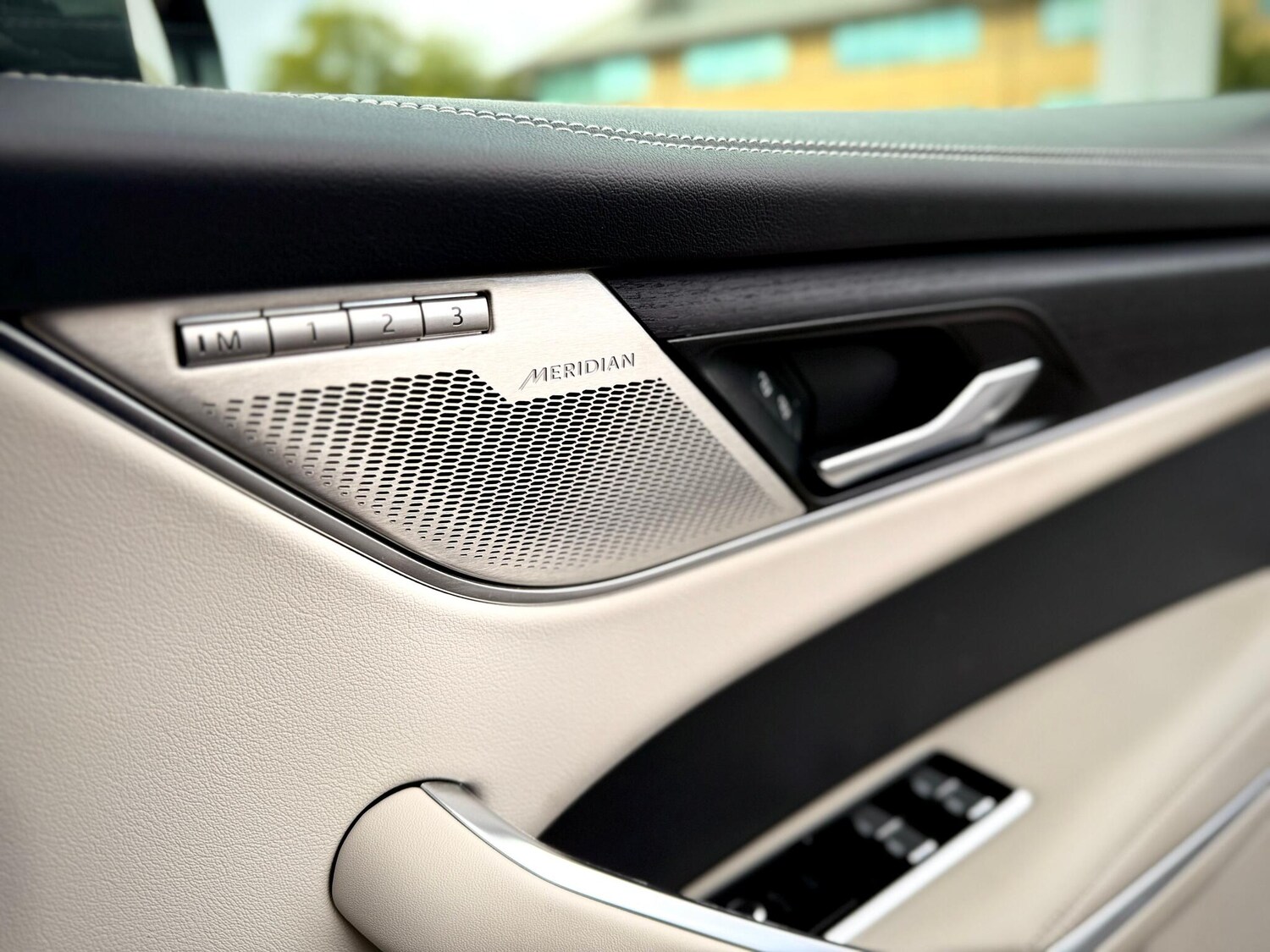 Used Jaguar F-Pace 2023 for sale - 76433121: Photo 60