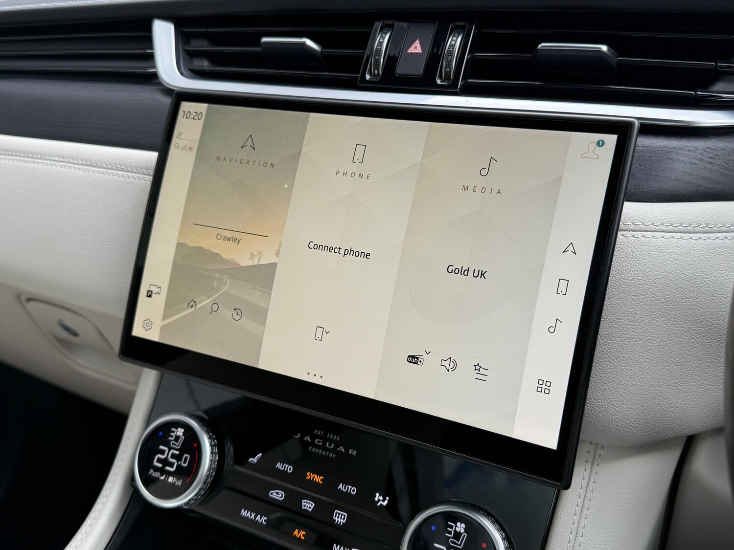 Used Jaguar F-Pace 2023 for sale - 76433121: Photo 63