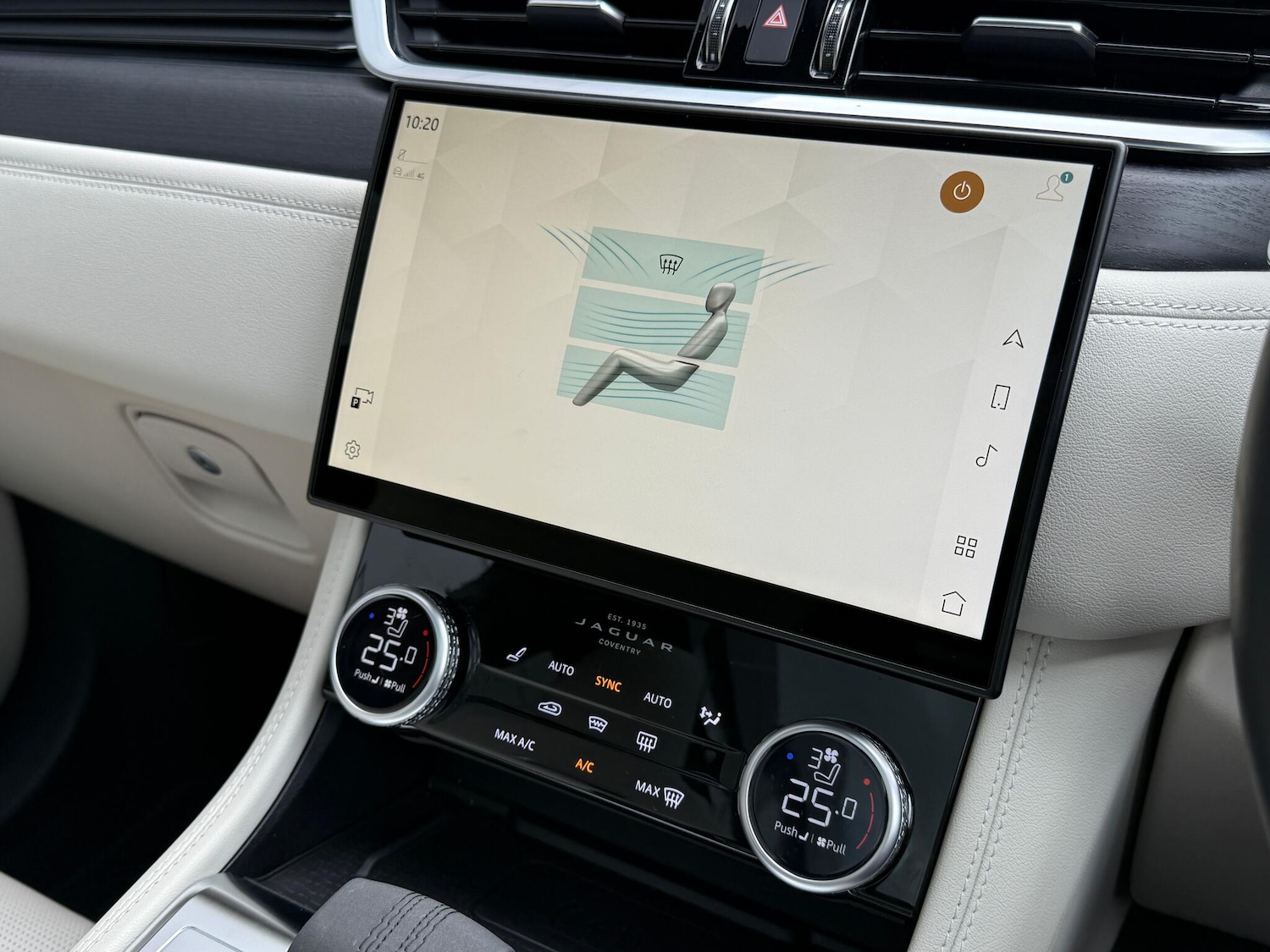 Used Jaguar F-Pace 2023 for sale - 76433121: Photo 68