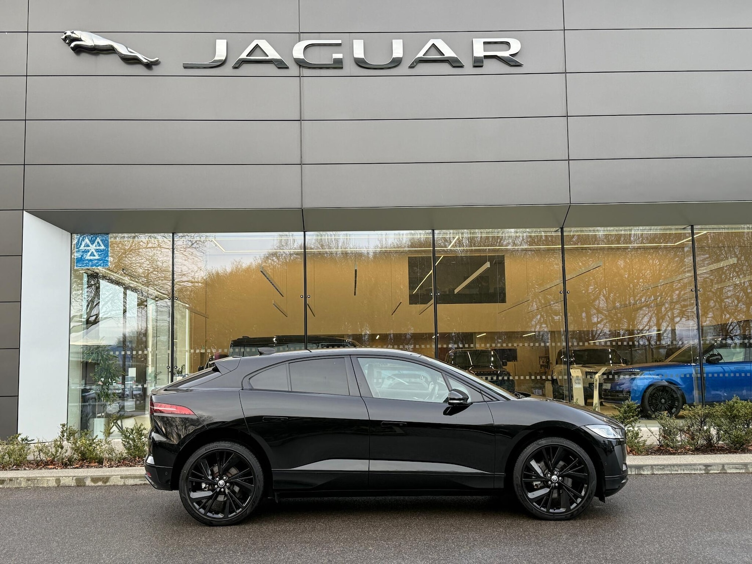 Used Jaguar I-Pace 2024 for sale - 77119642: Photo 2