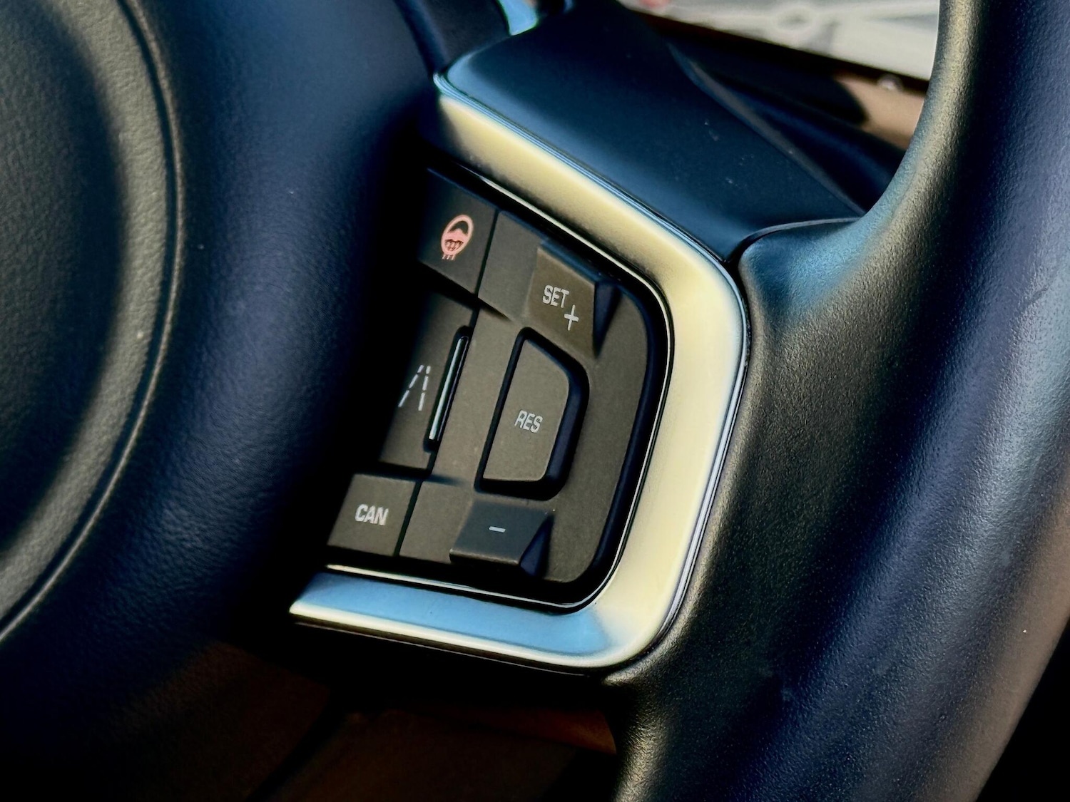 Used Jaguar F-Pace 2019 for sale - 77351446: Photo 46