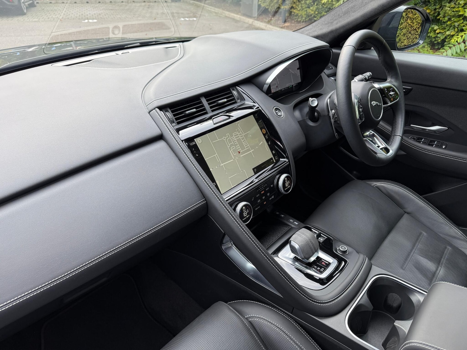 Used Jaguar E-Pace 2024 for sale - 76151740: Photo 43