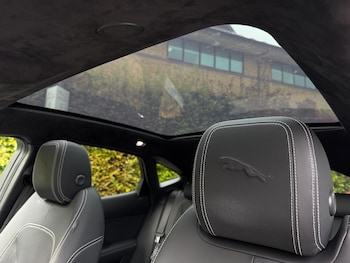 Used Jaguar E-Pace 2024 for sale - 76151740: Photo