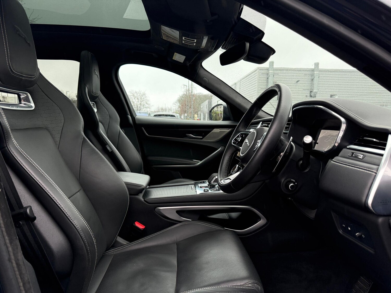 Used Jaguar F-Pace for sale - 77455318: Photo 35