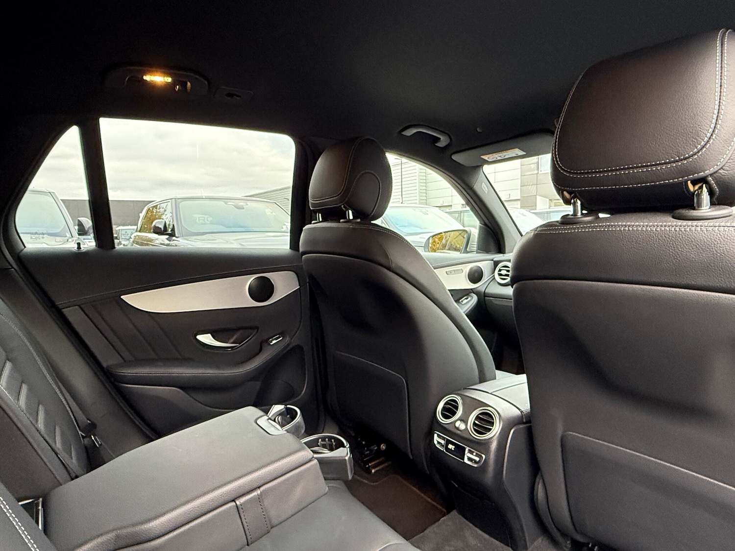 Used Mercedes-Benz GLC 2022 for sale - 76645543: Photo 30