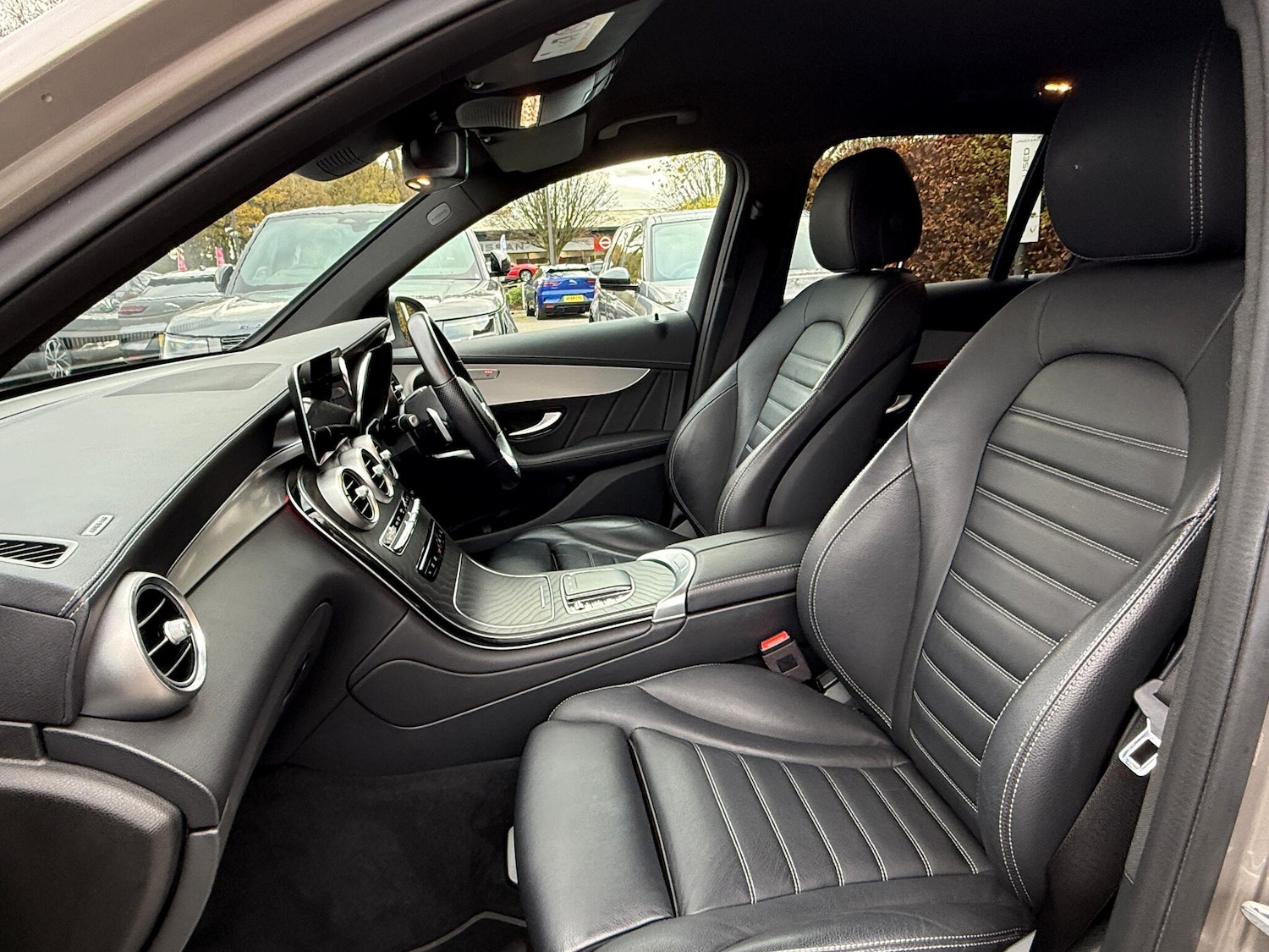 Used Mercedes-Benz GLC 2022 for sale - 76645543: Photo 40