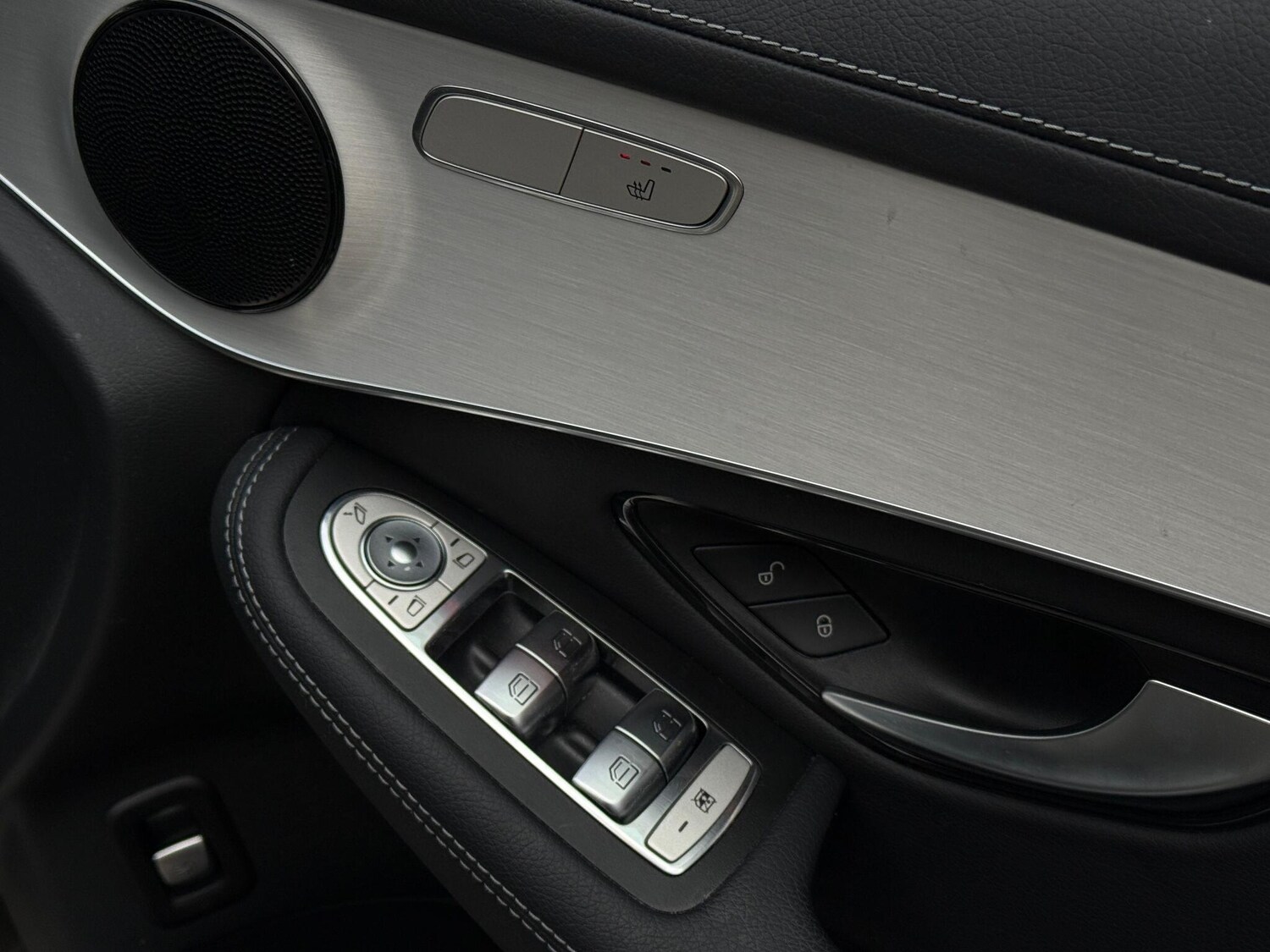 Used Mercedes-Benz GLC 2022 for sale - 76645543: Photo 44