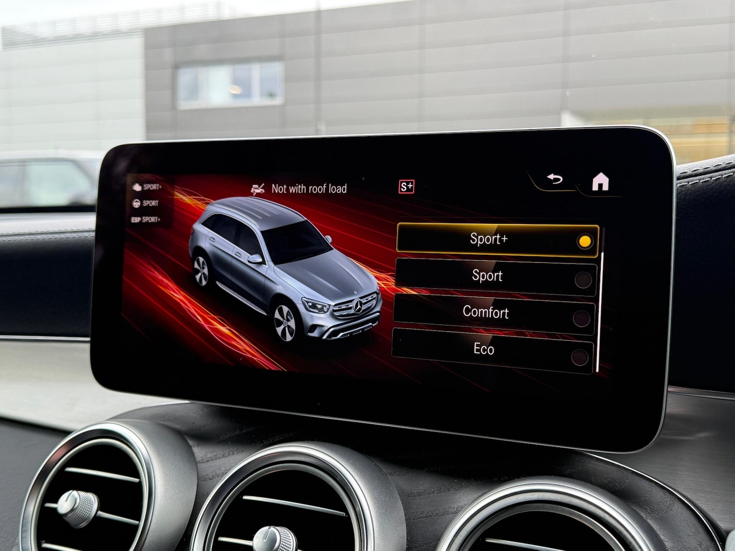 Used Mercedes-Benz GLC 2022 for sale - 76645543: Photo 54