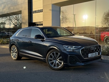 Used Audi Q8 2025 for sale - 77039937: Photo