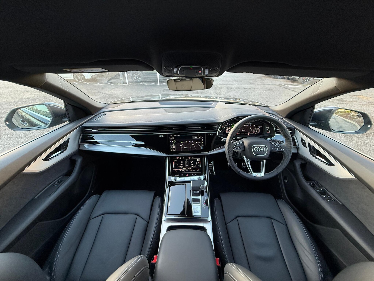 Used Audi Q8 2025 for sale - 77039937: Photo 4