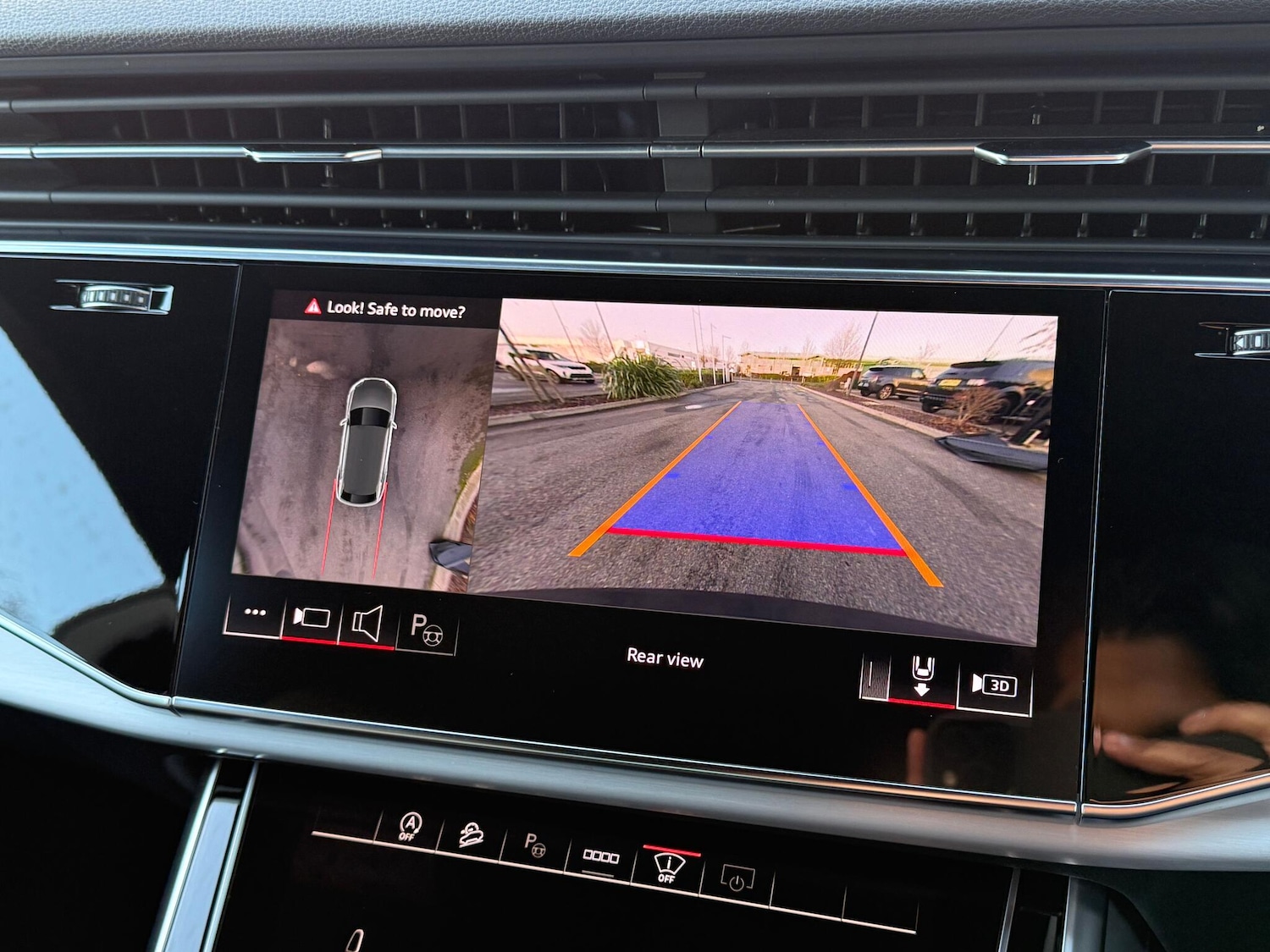 Used Audi Q8 2025 for sale - 77039937: Photo 7