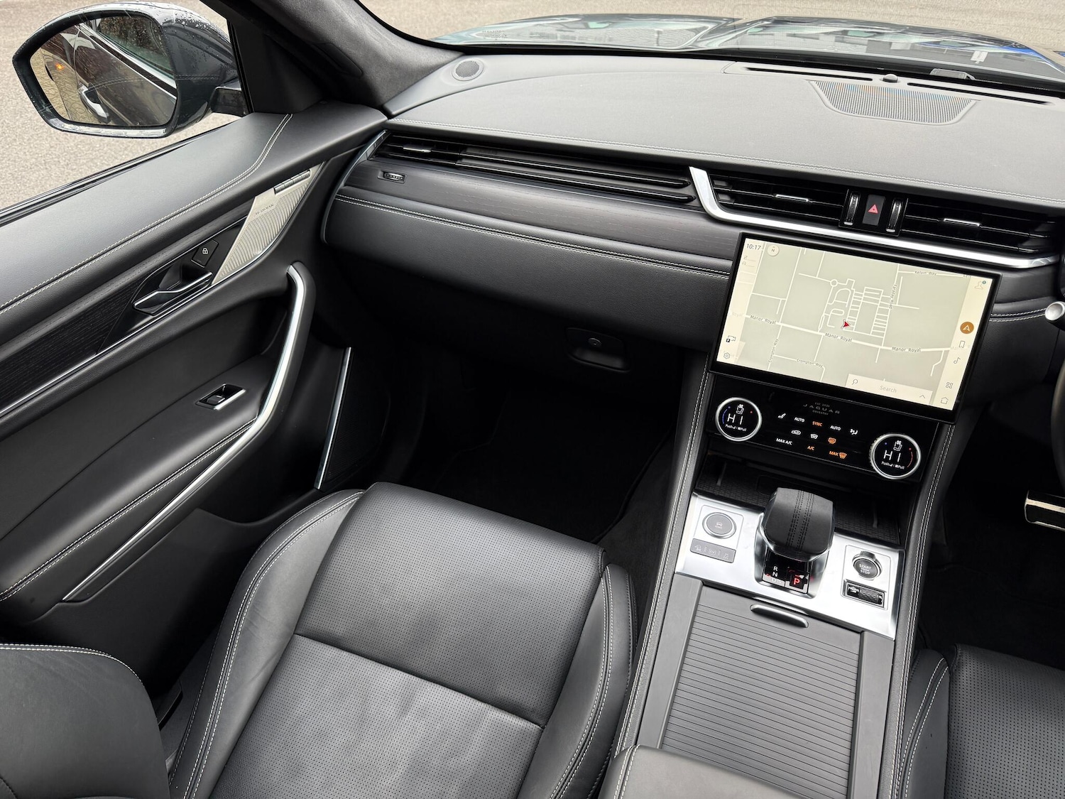 Used Jaguar F-Pace 2024 for sale - 77376965: Photo 17