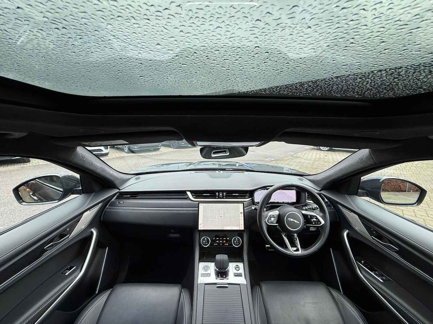 Used Jaguar F-Pace 2024 for sale - 77376965: Photo 3