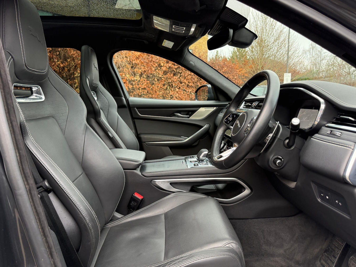 Used Jaguar F-Pace 2024 for sale - 77376965: Photo 32