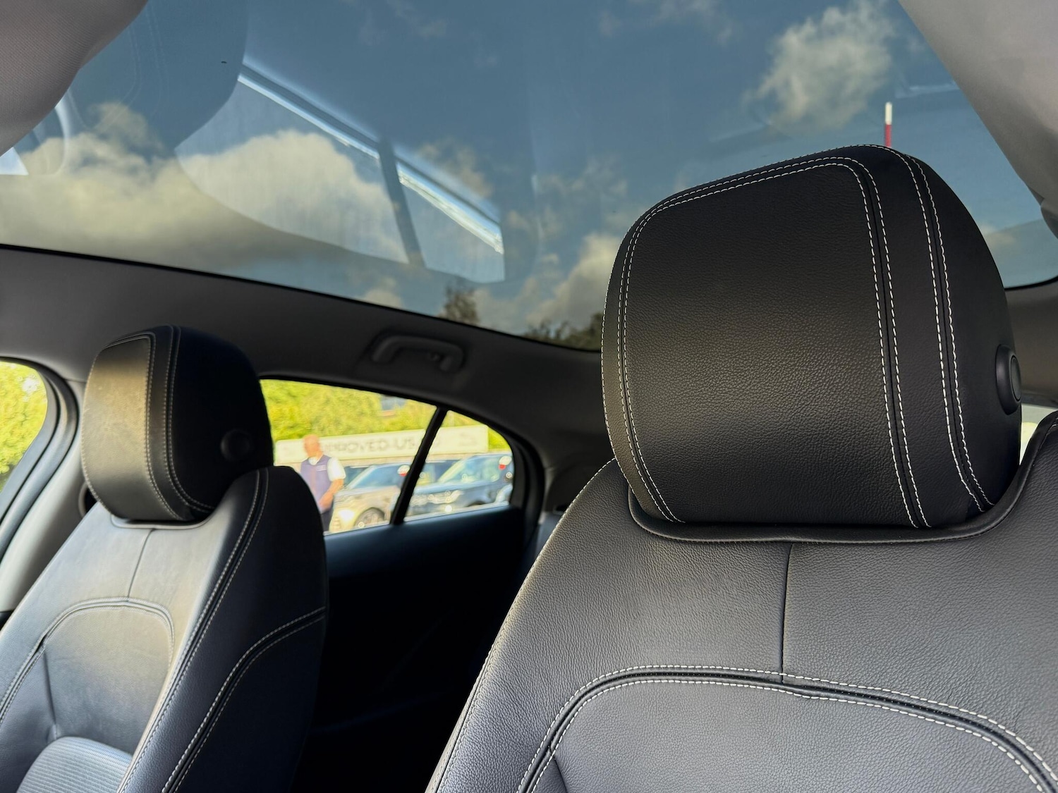 Used Jaguar I-Pace 2019 for sale - 76032108: Photo 4