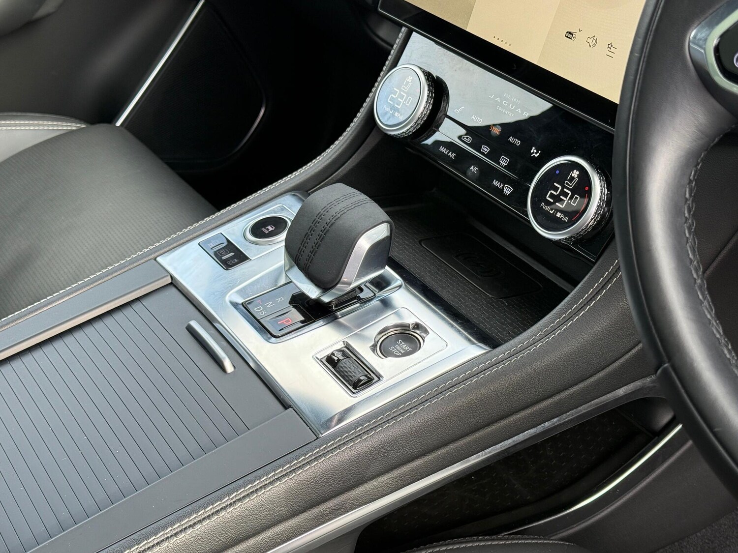 Used Jaguar F-Pace 2024 for sale - 77496212: Photo 18