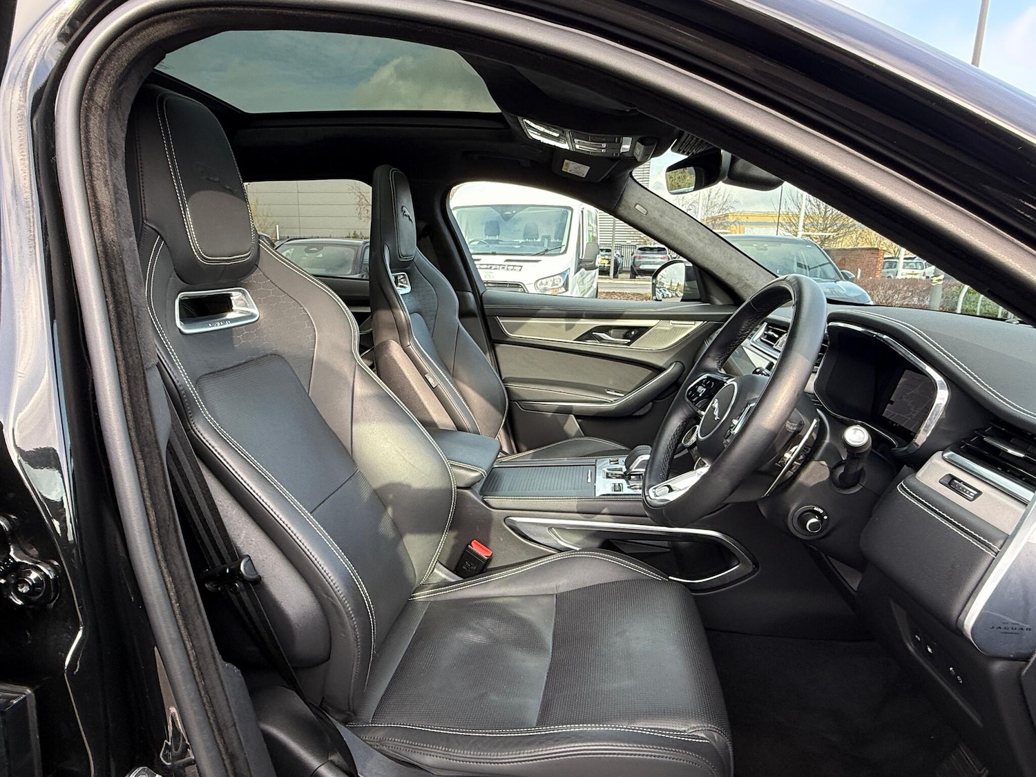 Used Jaguar F-Pace 2024 for sale - 77496212: Photo 27