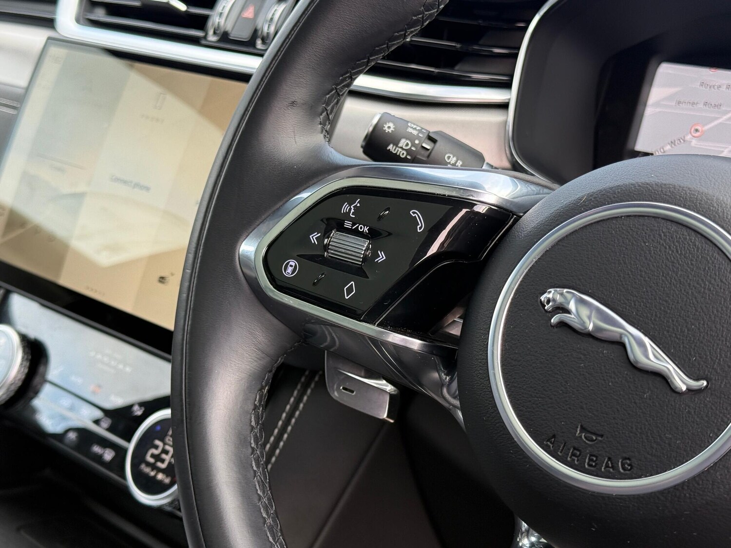 Used Jaguar F-Pace 2024 for sale - 77496212: Photo 32