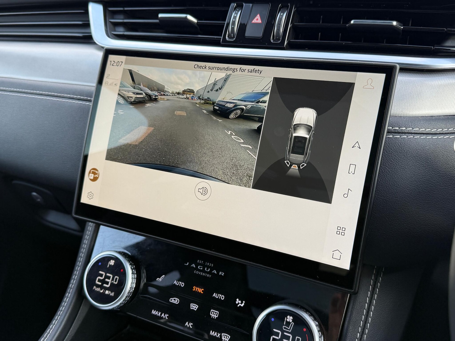 Used Jaguar F-Pace 2024 for sale - 77496212: Photo 7