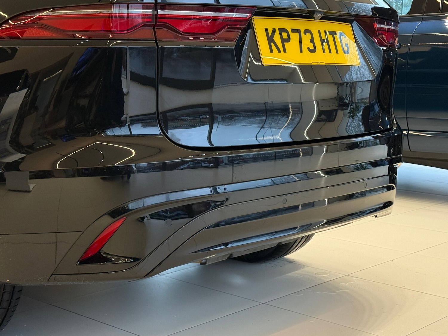 Used Jaguar F-Pace 2023 for sale - 77016092: Photo 11