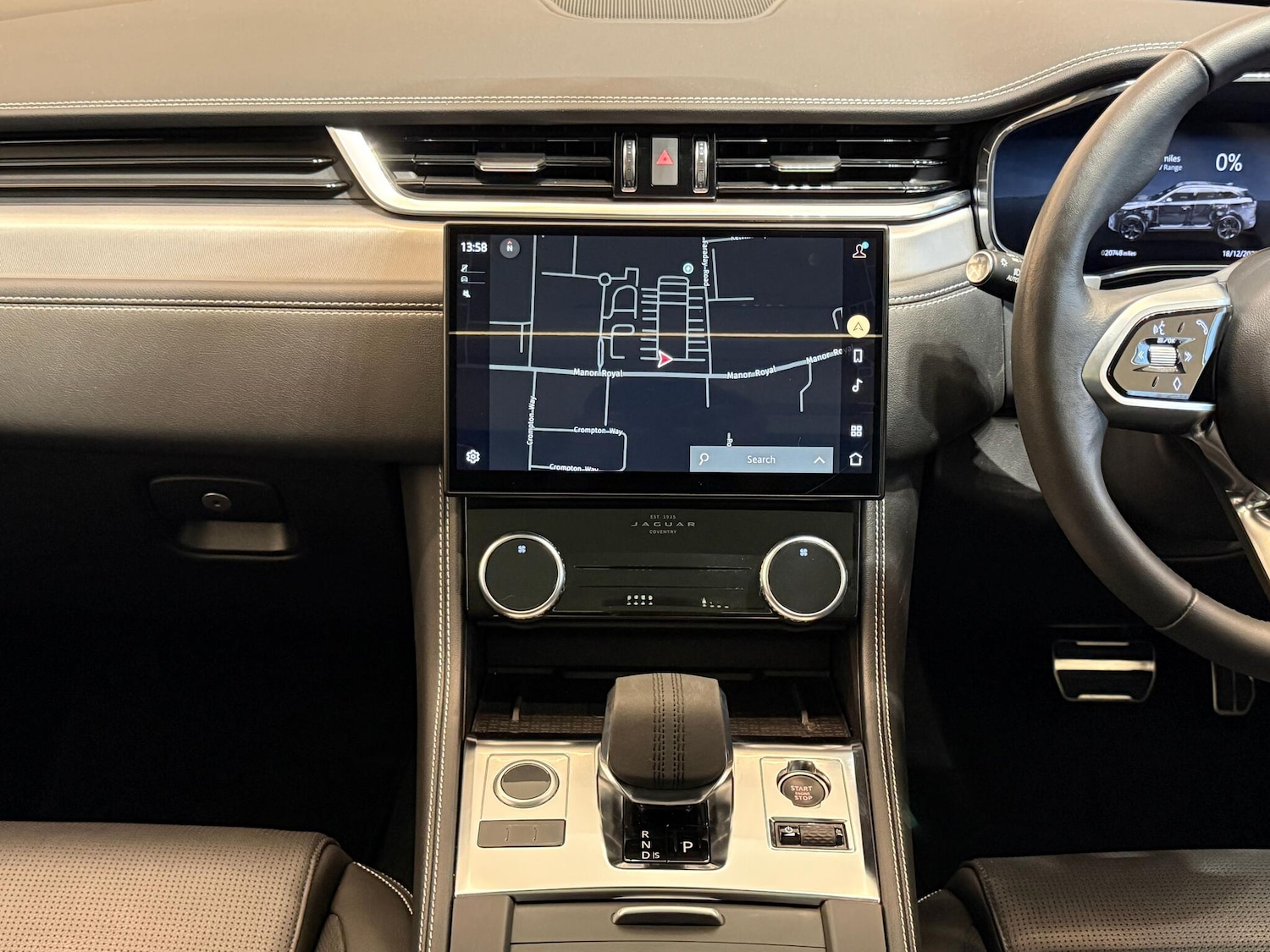 Used Jaguar F-Pace 2023 for sale - 77016092: Photo 15