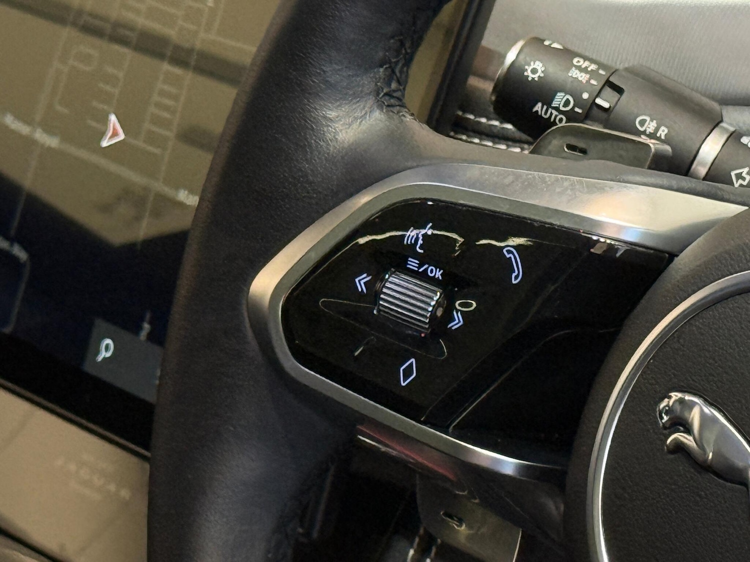 Used Jaguar F-Pace 2023 for sale - 77016092: Photo 36