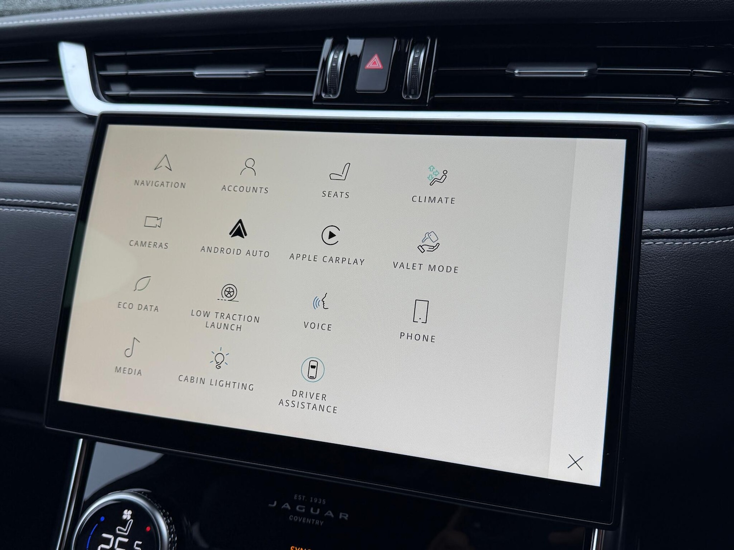 Used Jaguar XF 2023 for sale - 76189136: Photo 28