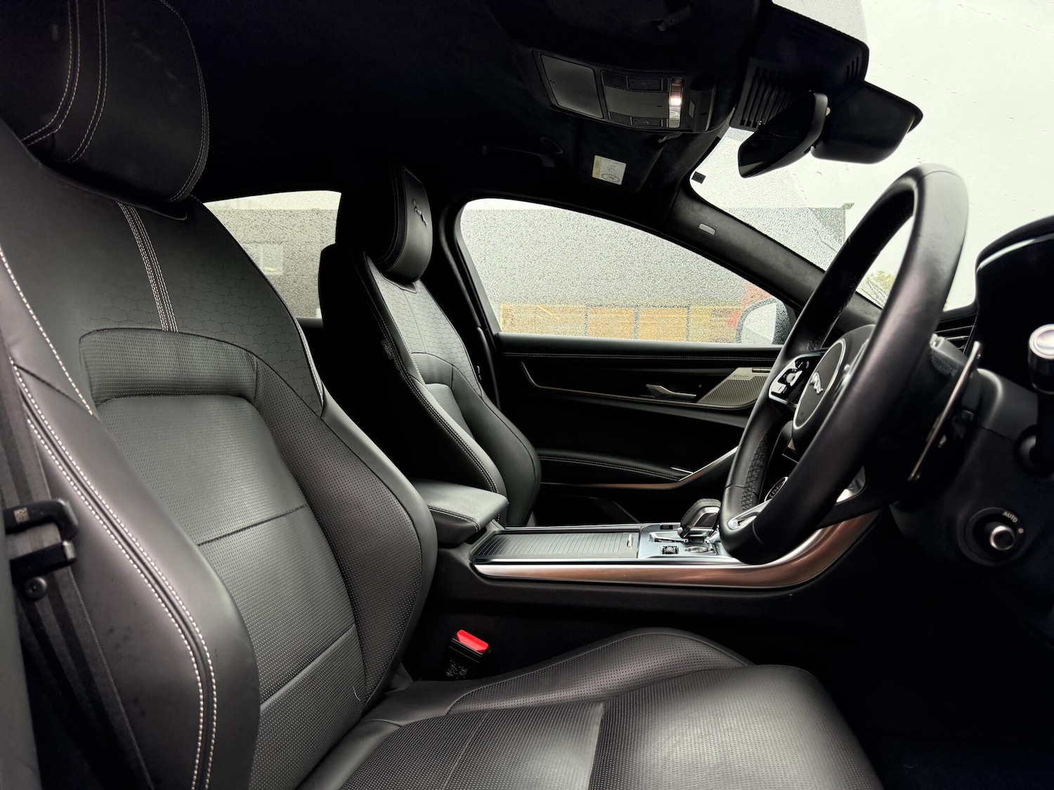 Used Jaguar XF 2023 for sale - 76189136: Photo 38