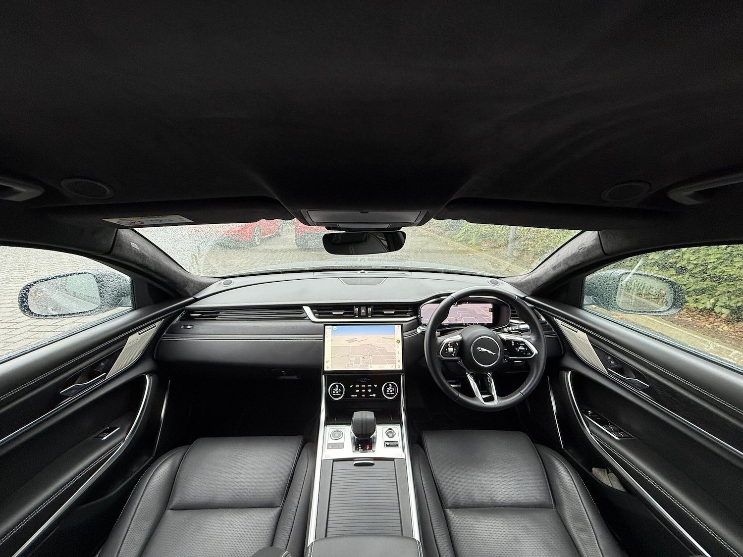 Used Jaguar XF 2023 for sale - 76189136: Photo 4