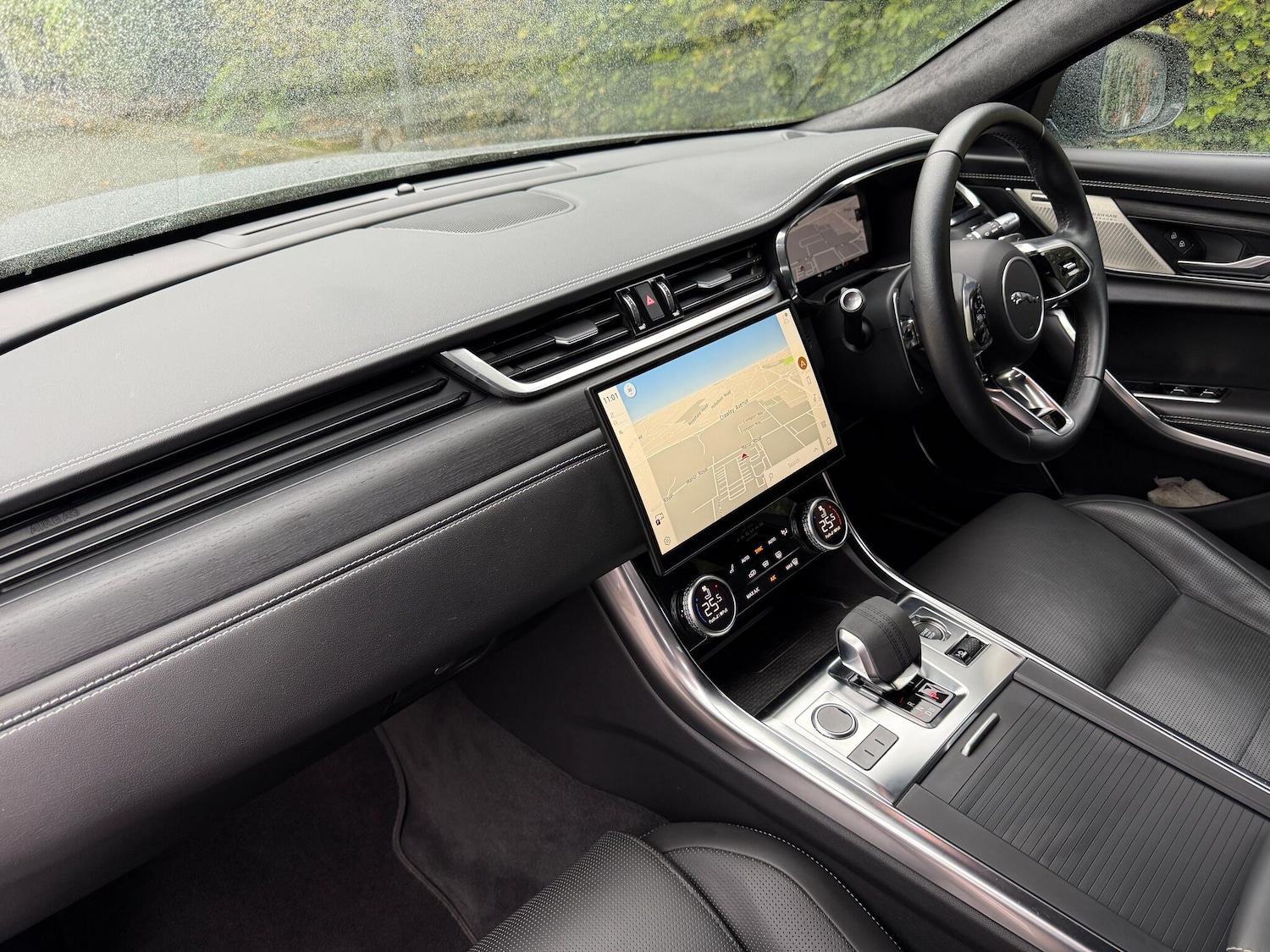 Used Jaguar XF 2023 for sale - 76189136: Photo 40