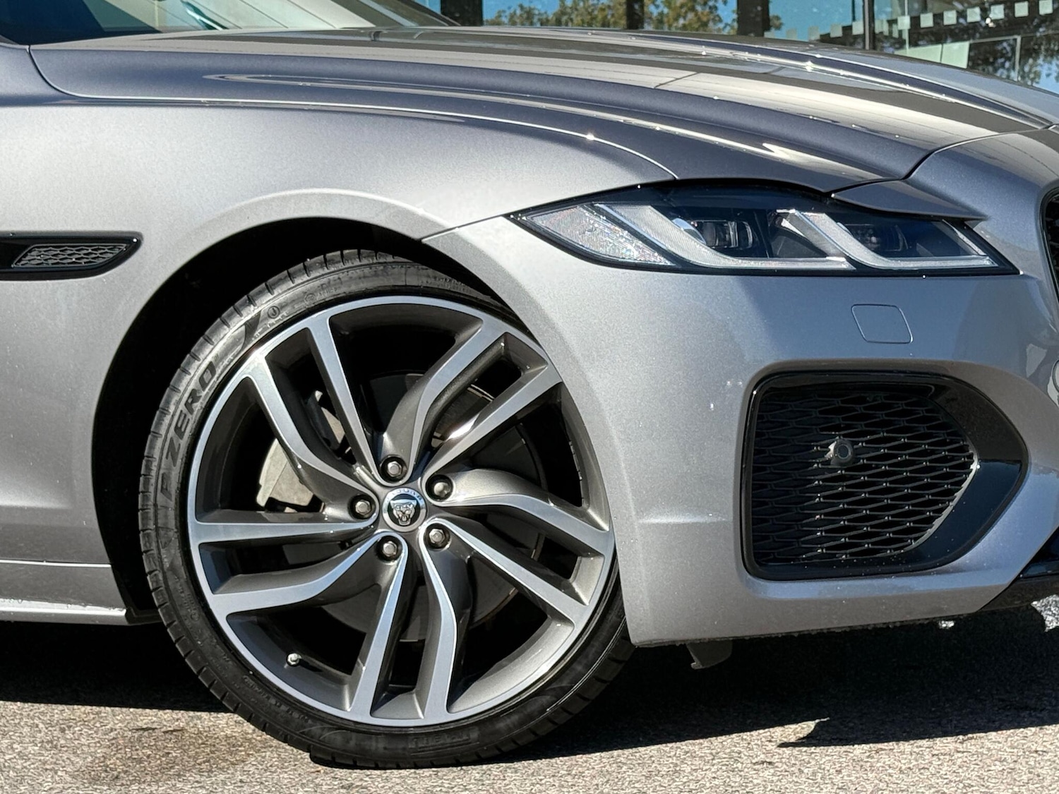 Used Jaguar XF 2023 for sale - 76189136: Photo 9