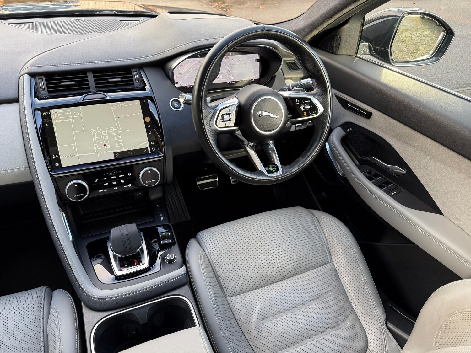 Used Jaguar E-Pace 2022 for sale - 76786814: Photo 27