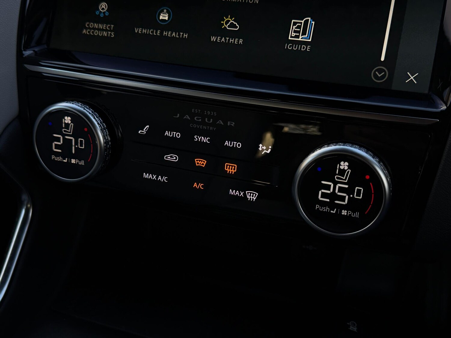 Used Jaguar E-Pace 2022 for sale - 76786814: Photo 31