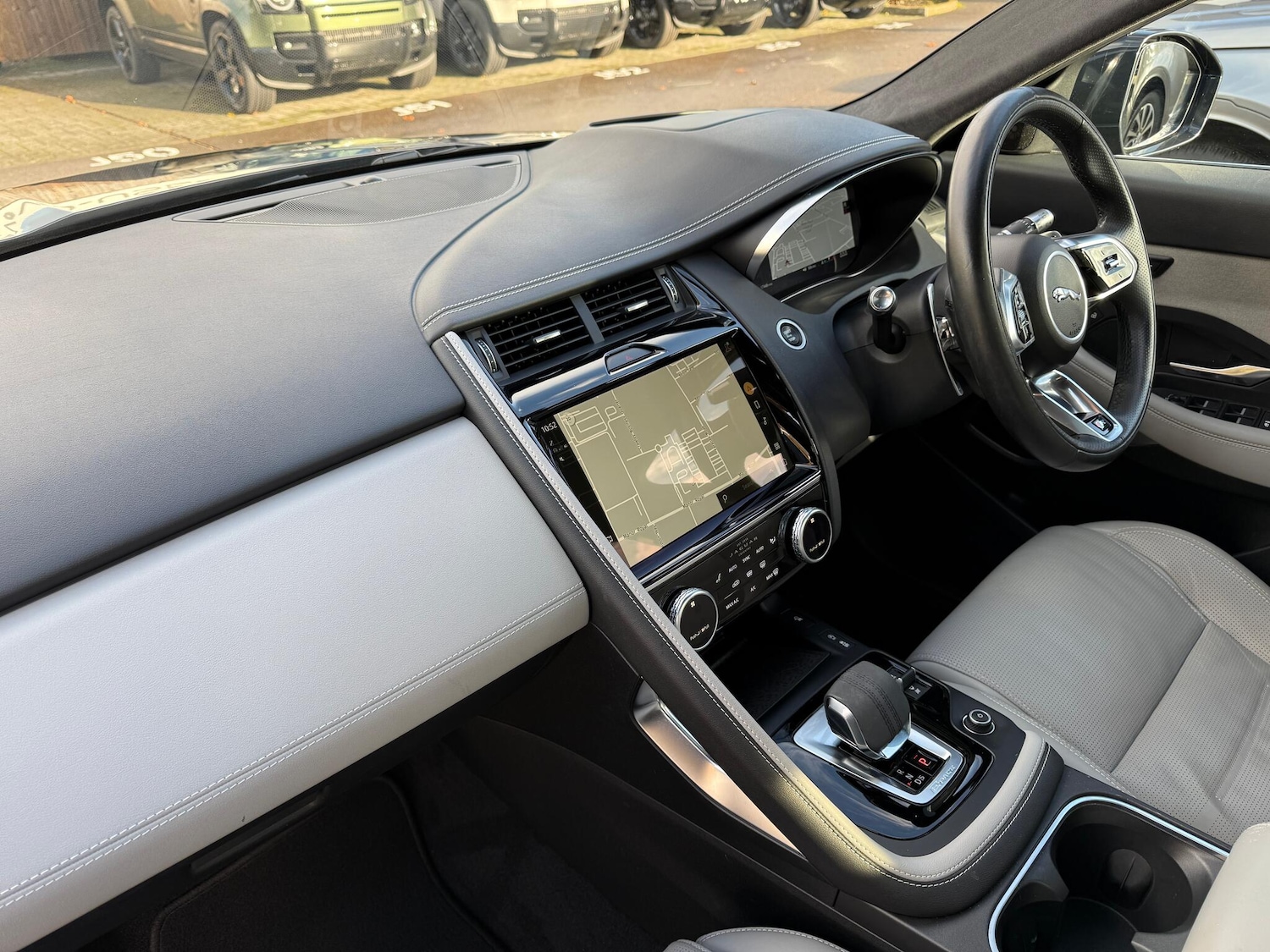 Used Jaguar E-Pace 2022 for sale - 76786814: Photo 48