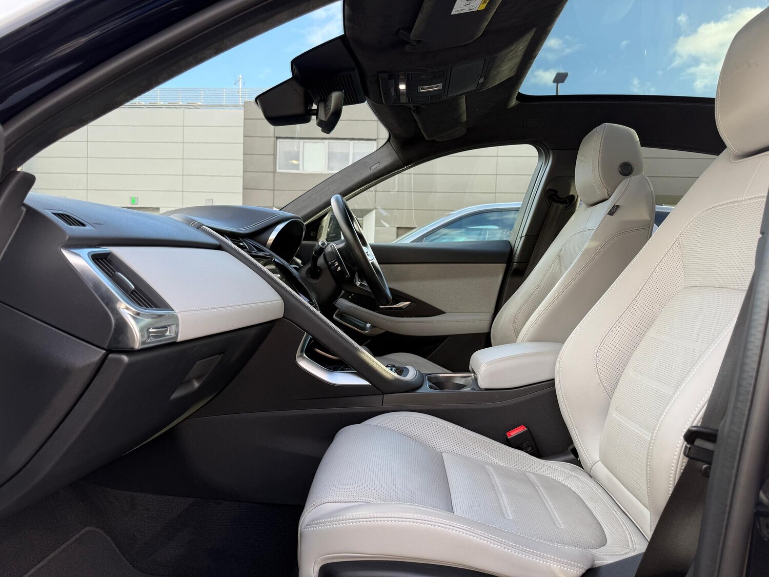 Used Jaguar E-Pace 2022 for sale - 76786814: Photo 49