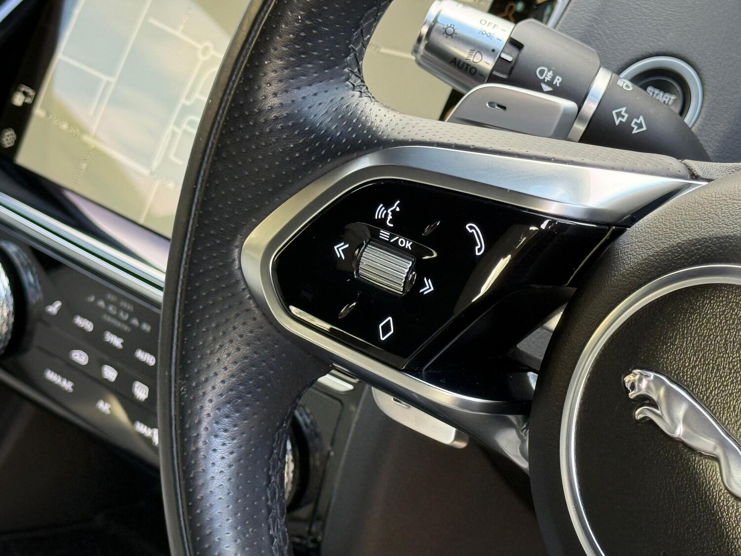 Used Jaguar E-Pace 2022 for sale - 76786814: Photo 50