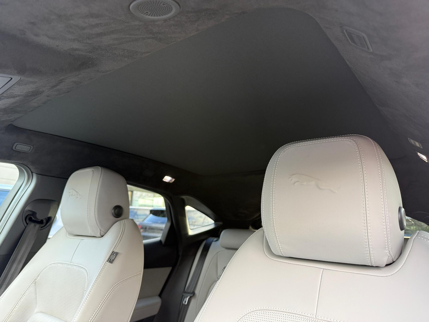 Used Jaguar E-Pace 2022 for sale - 76786814: Photo 6