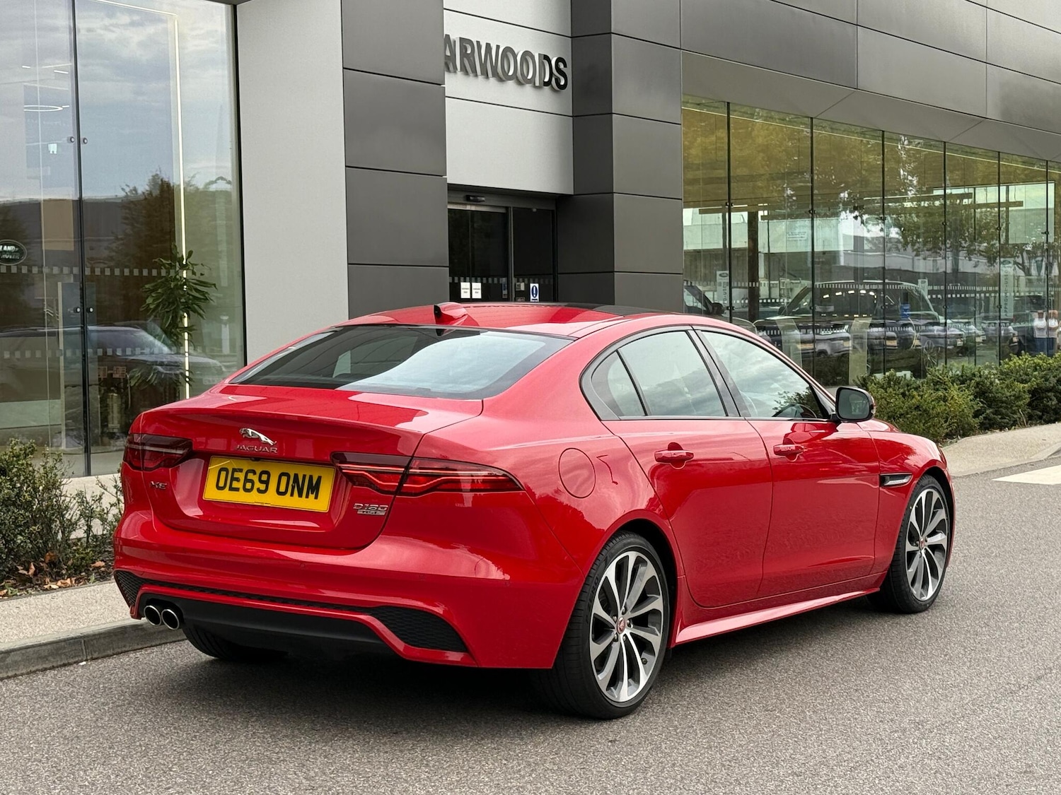 Used Jaguar XE 2019 for sale - 76158581: Photo 10