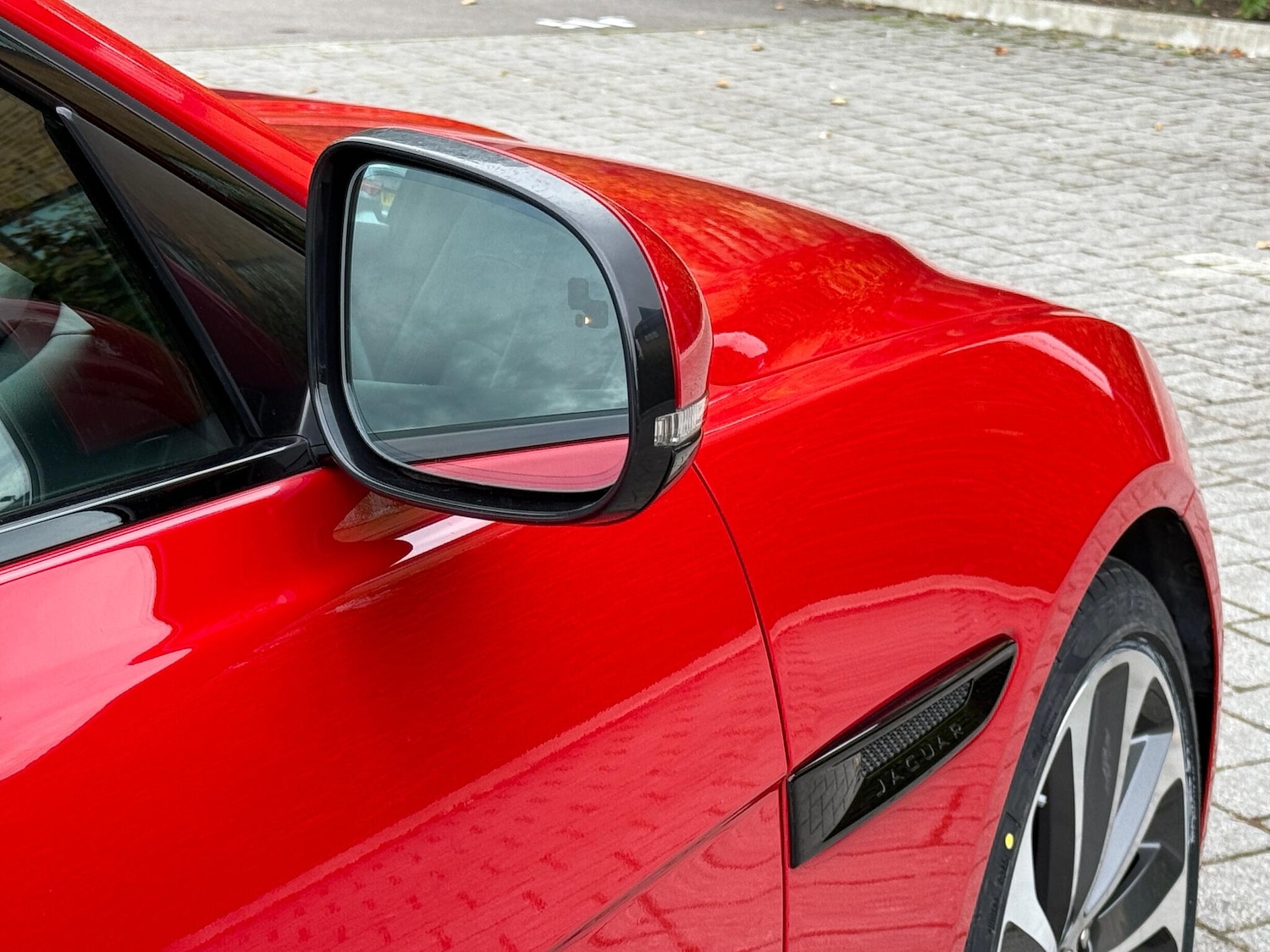 Used Jaguar XE 2019 for sale - 76158581: Photo 11