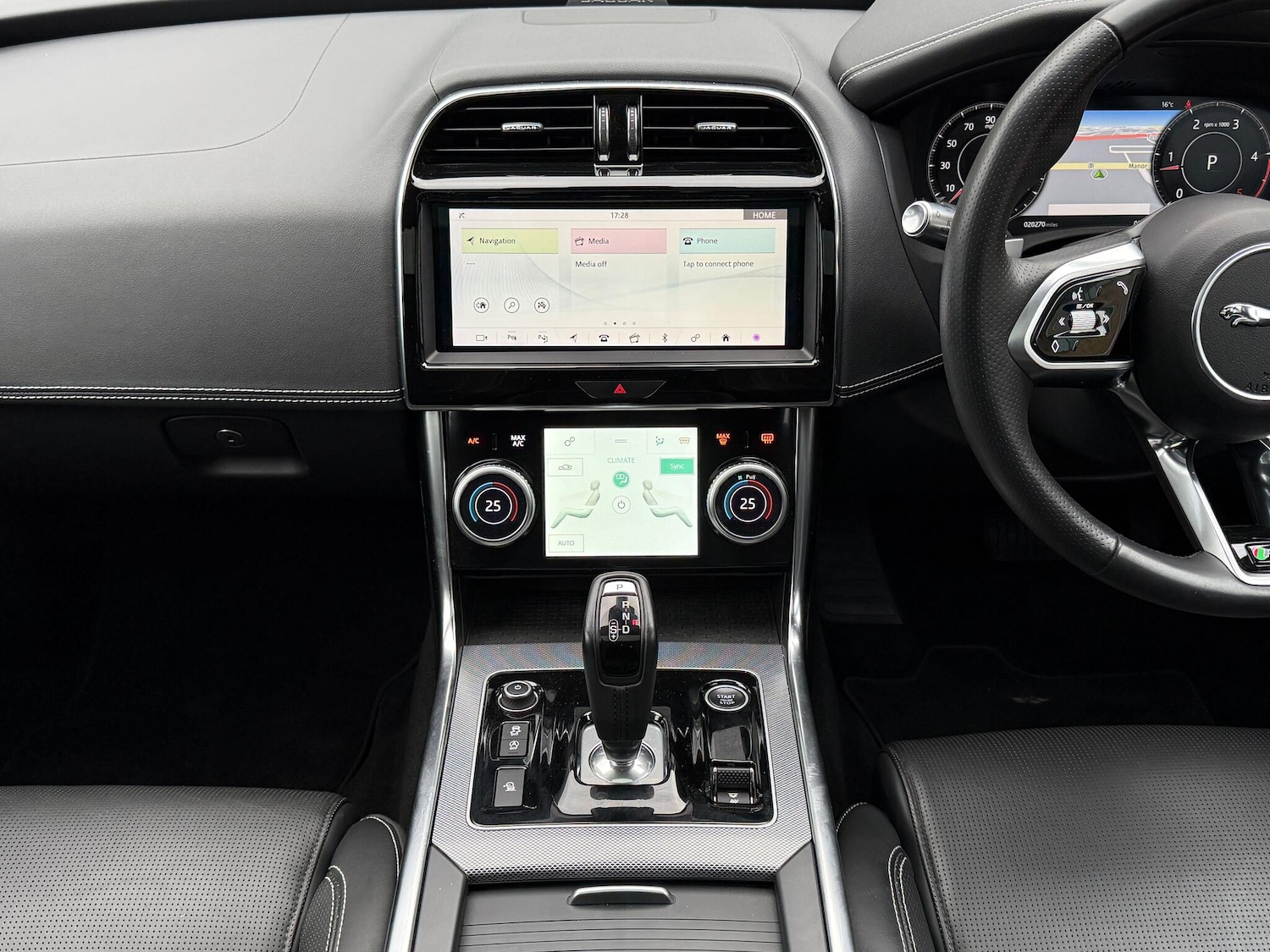 Used Jaguar XE 2019 for sale - 76158581: Photo 23