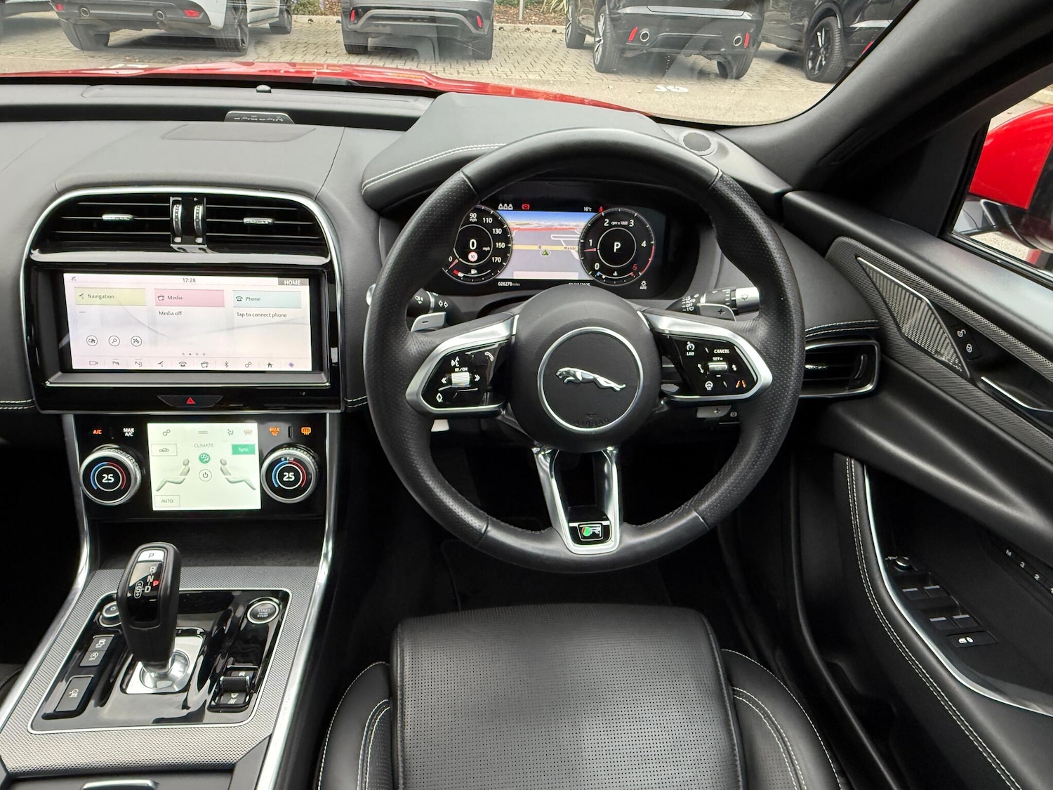 Used Jaguar XE 2019 for sale - 76158581: Photo 24
