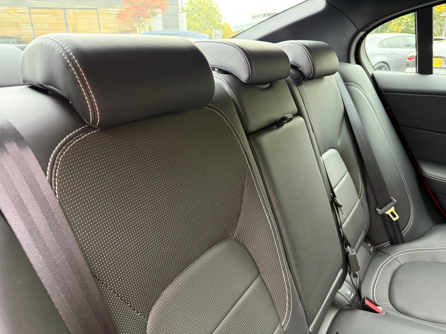 Used Jaguar XE 2019 for sale - 76158581: Photo 27