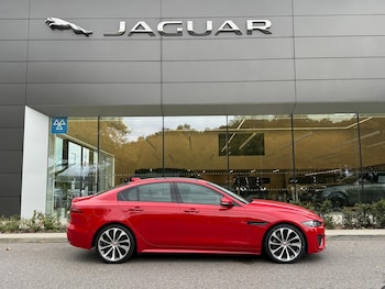 Used Jaguar XE 2019 for sale - 76158581: Photo