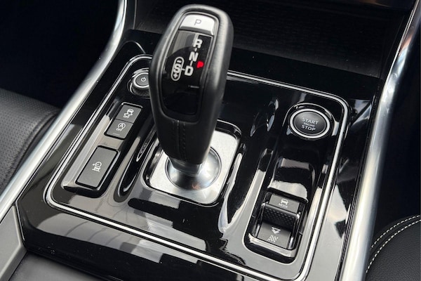 Used Jaguar XE 2021 for sale - 75401468: Photo 23
