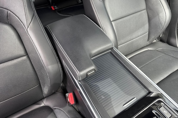 Used Jaguar XE 2021 for sale - 75401468: Photo 24