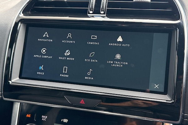 Used Jaguar XE 2021 for sale - 75401468: Photo 32