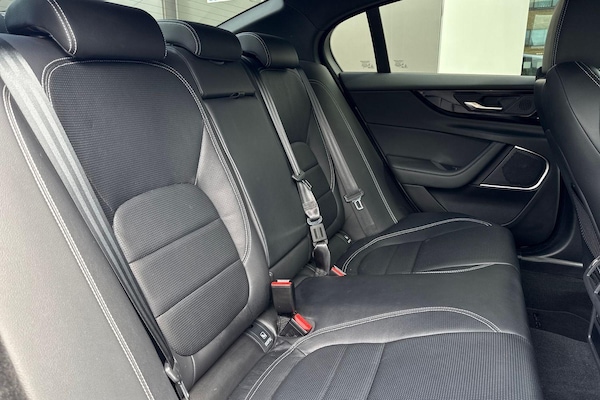 Used Jaguar XE 2021 for sale - 75401468: Photo 39