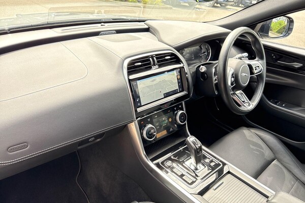 Used Jaguar XE 2021 for sale - 75401468: Photo 45