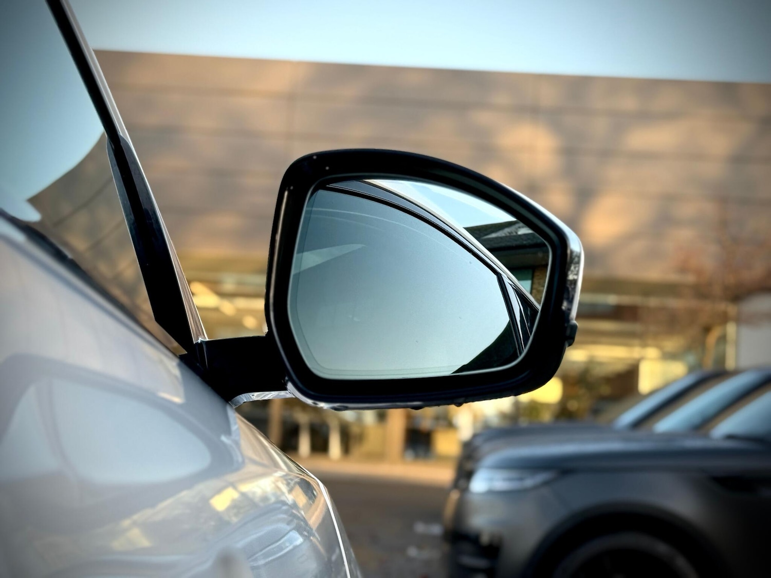 Used Jaguar E-Pace 2019 for sale - 76976060: Photo 11